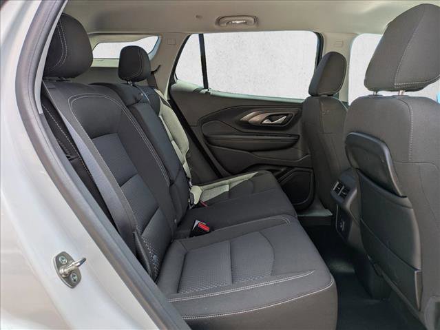 Used 2024 GMC Terrain SLE image 18