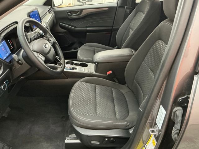 Used 2024 Ford Escape Active FWD image 12