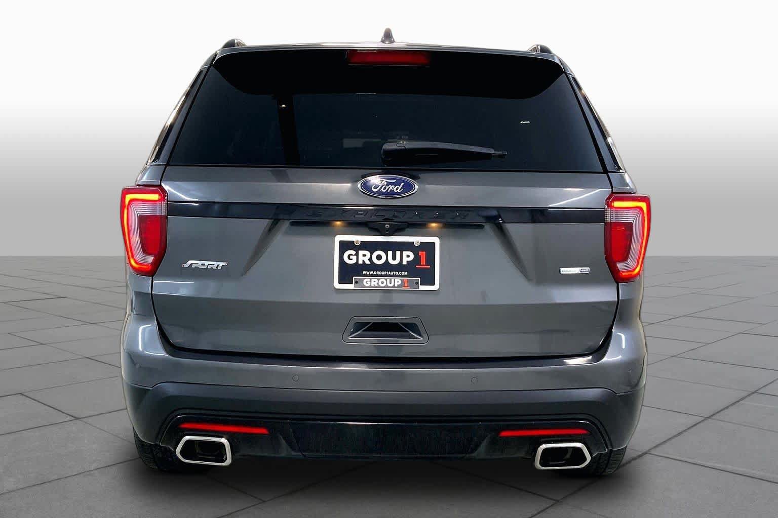 Used 2017 Ford Explorer Sport w/ Equipment Group 401A AWD/4WD image 4