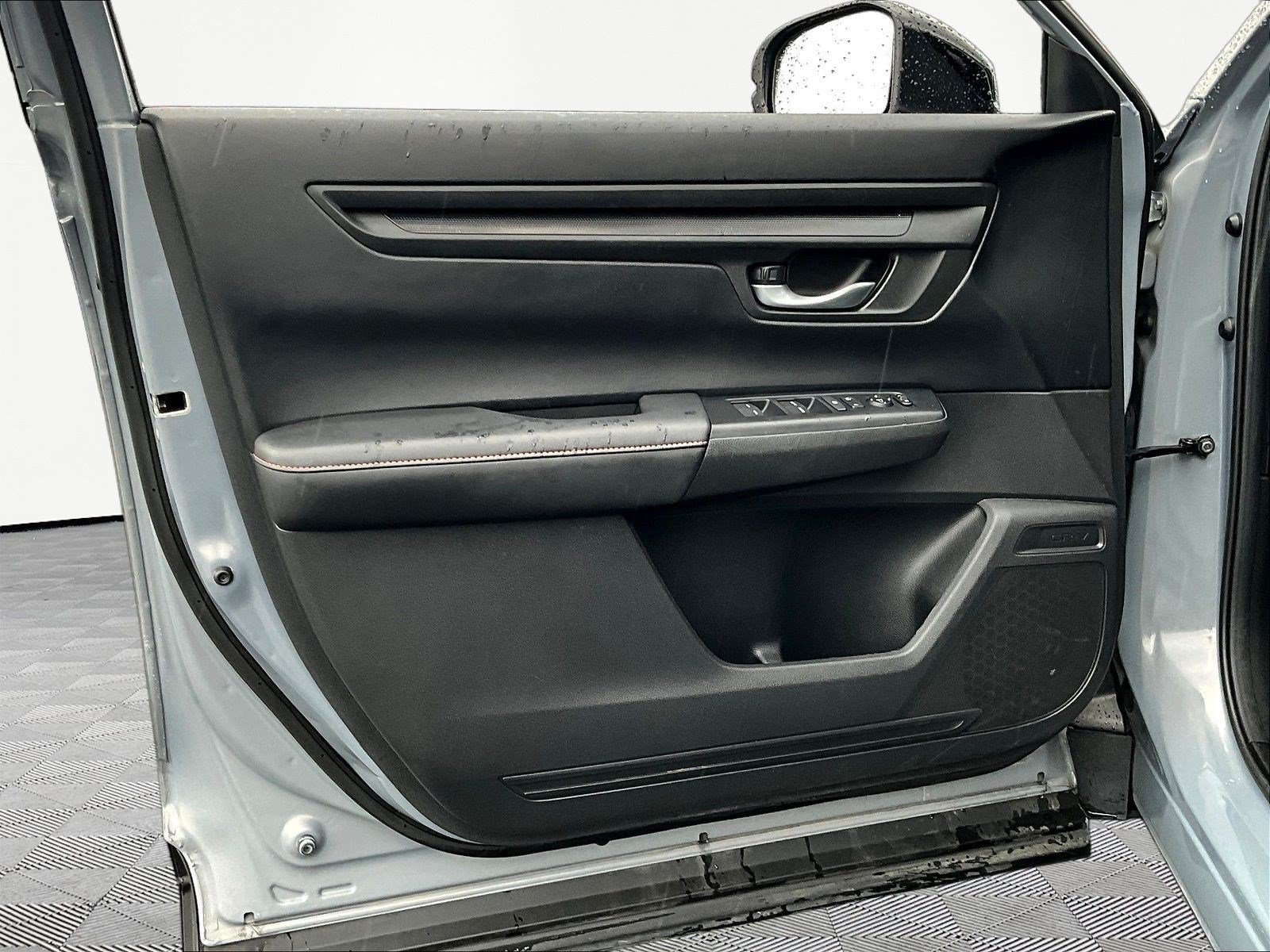 Used 2023 Honda CR-V Sport image 19
