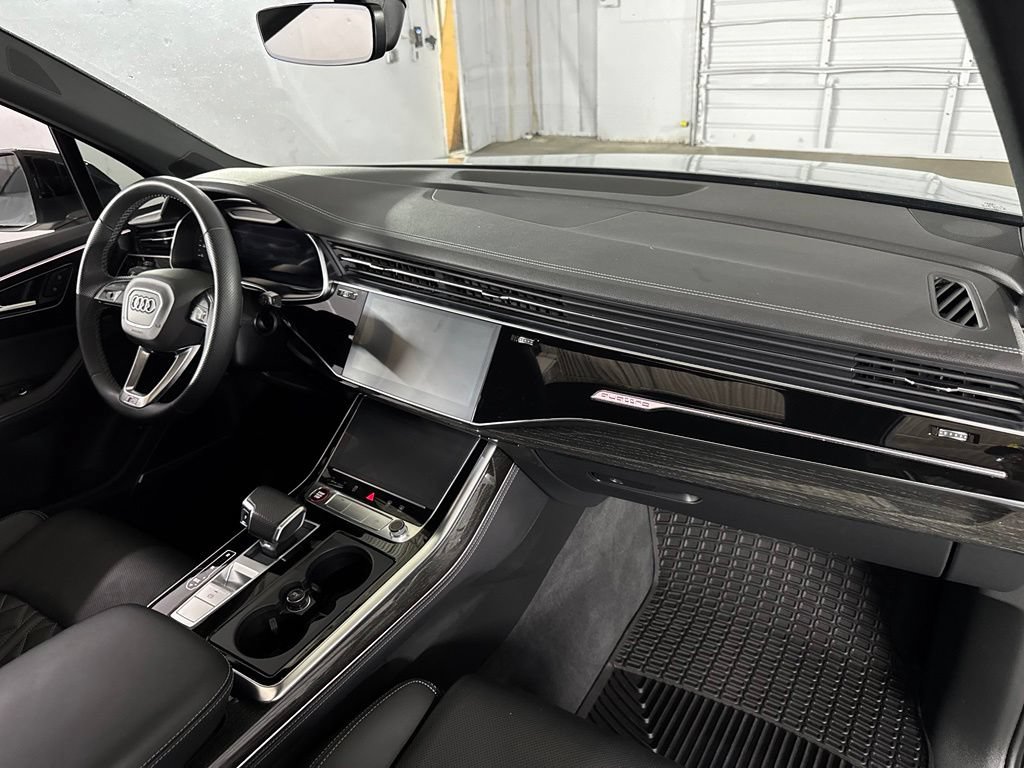 Used 2023 Audi SQ7 Premium Plus AWD/4WD image 49