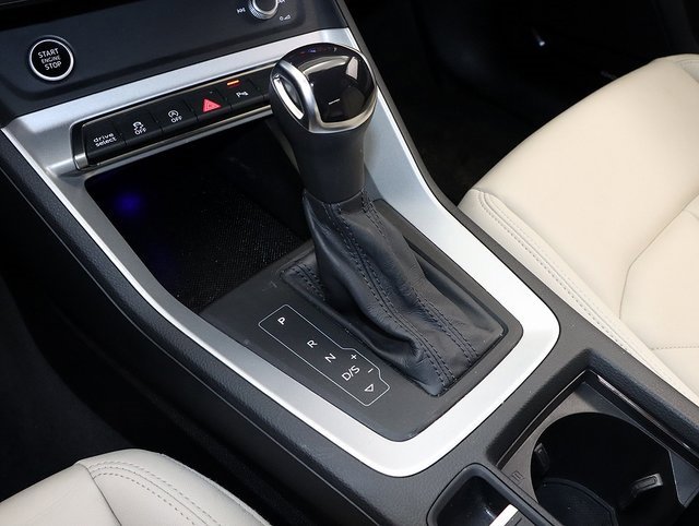 Used 2022 Audi Q3 2.0T Premium Plus w/ Premium Plus Package image 22