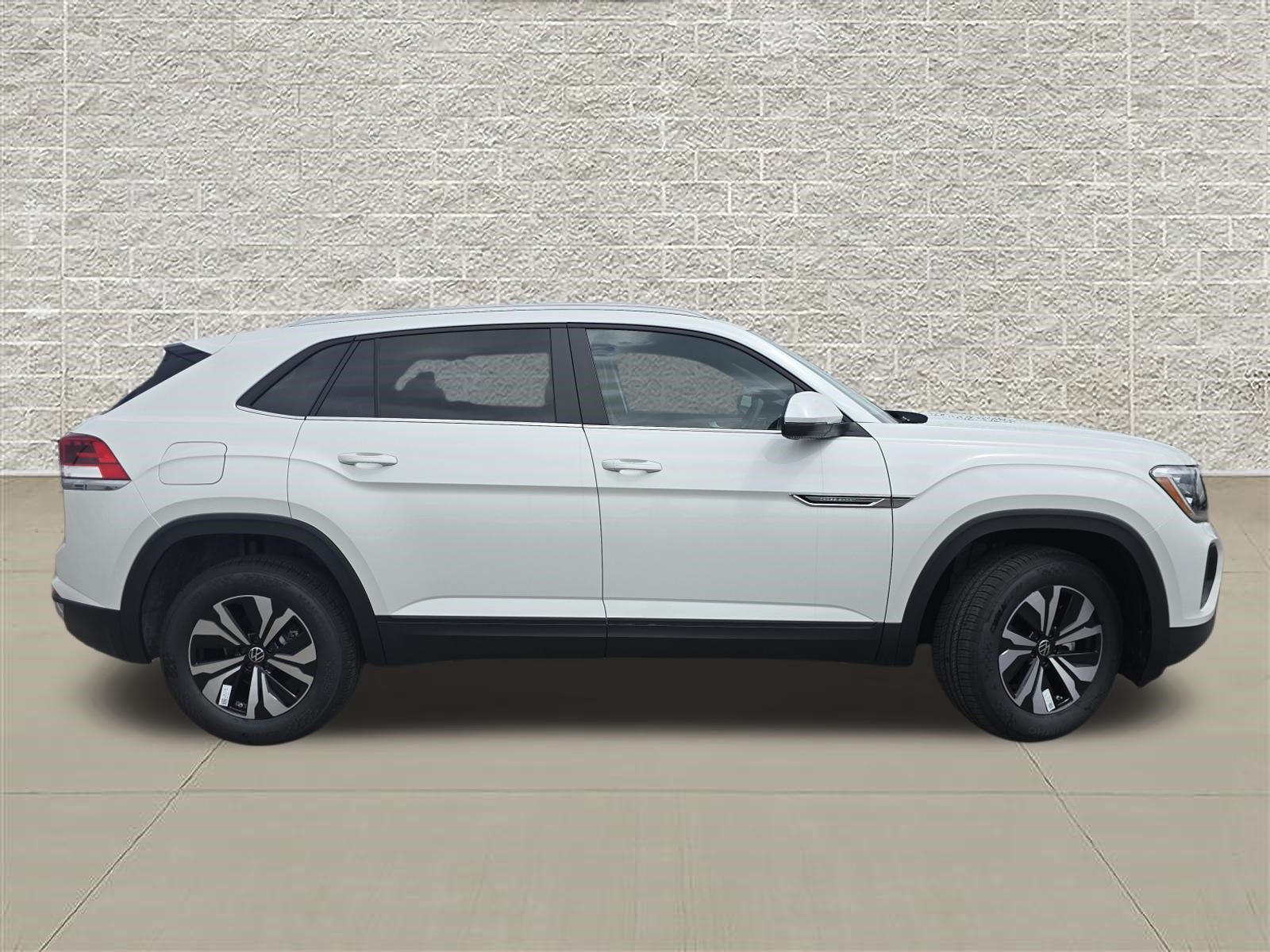 New 2026 Volkswagen Atlas Cross Sport SE AWD/4WD image 8