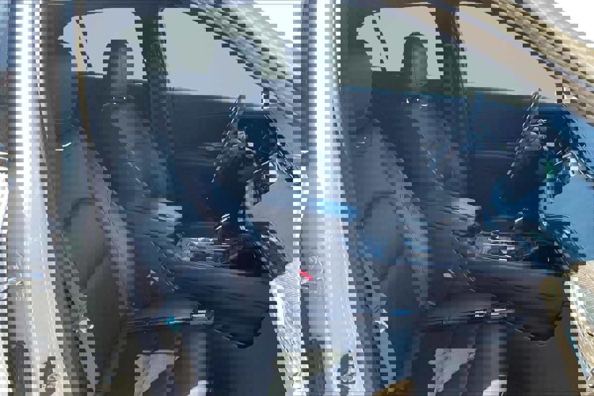 Used 2020 Cadillac XT4 Sport w/ Driver Awareness Package image 7