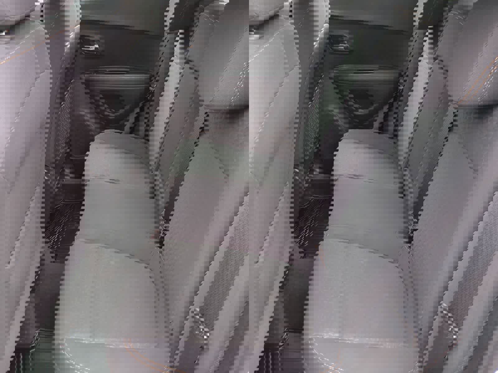 Used 2017 Chevrolet Trax LS image 18