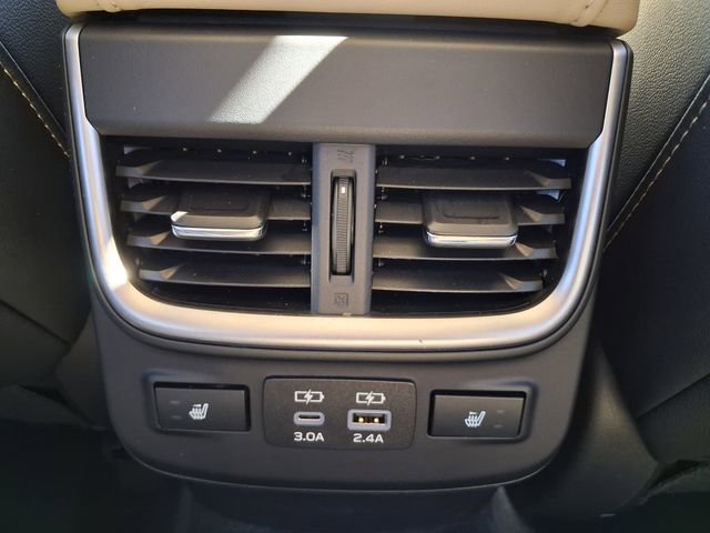 Used 2023 Subaru Outback Limited image 17