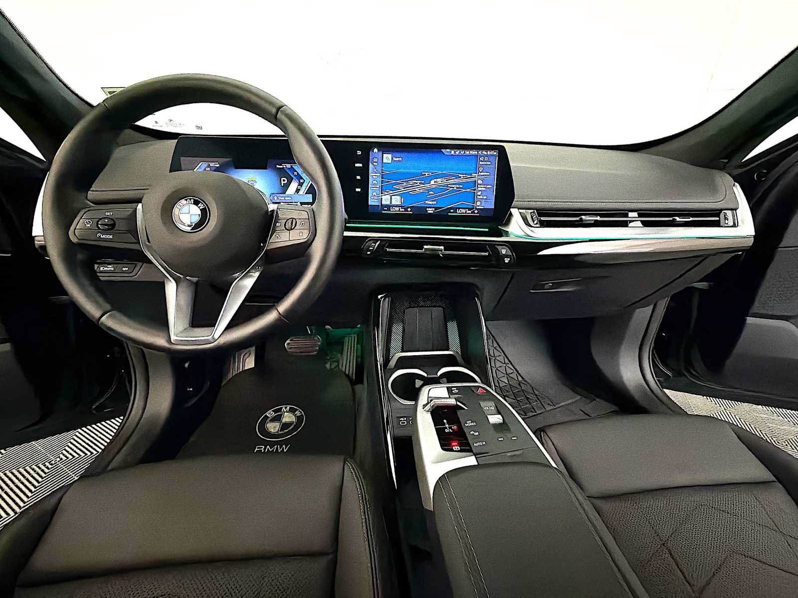 Used 2023 BMW X1 xDrive28i w/ Convenience Package AWD/4WD image 16