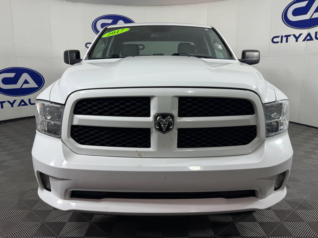 Used 2017 RAM 1500 Express image 2