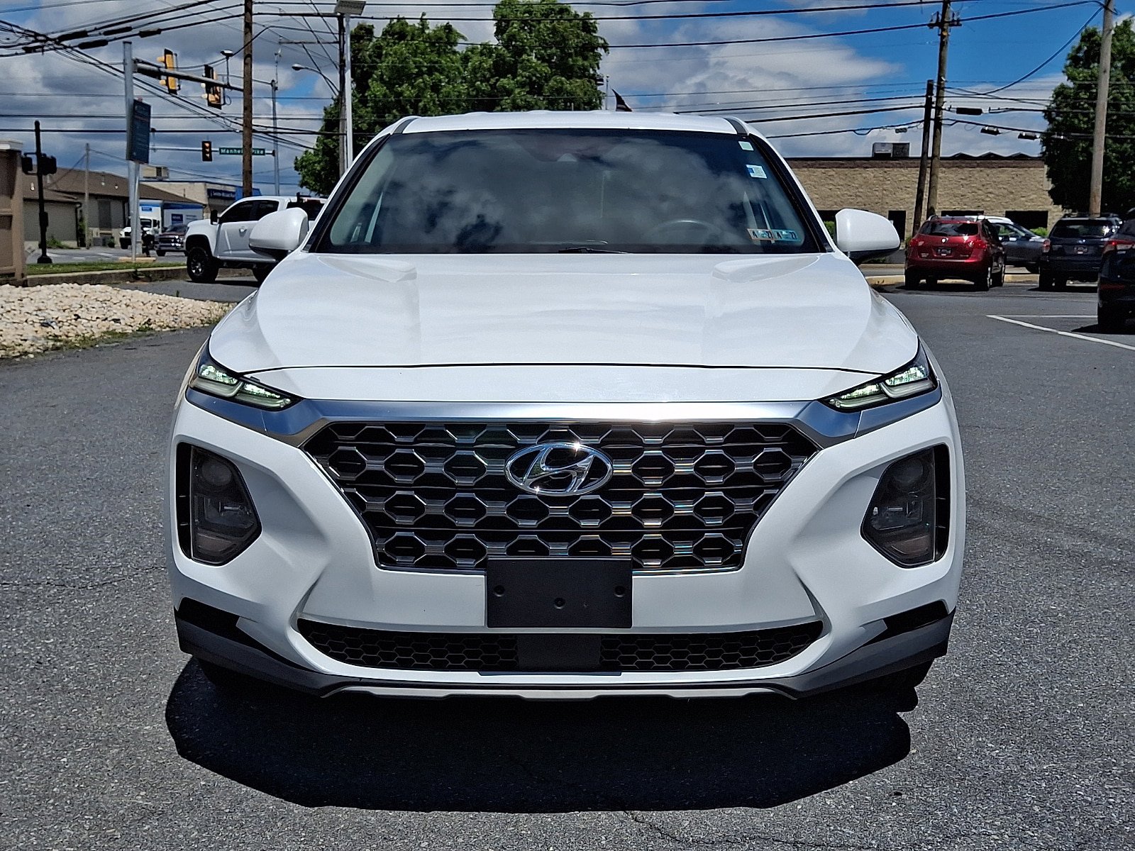 Used 2019 Hyundai Santa Fe SE AWD/4WD image 2