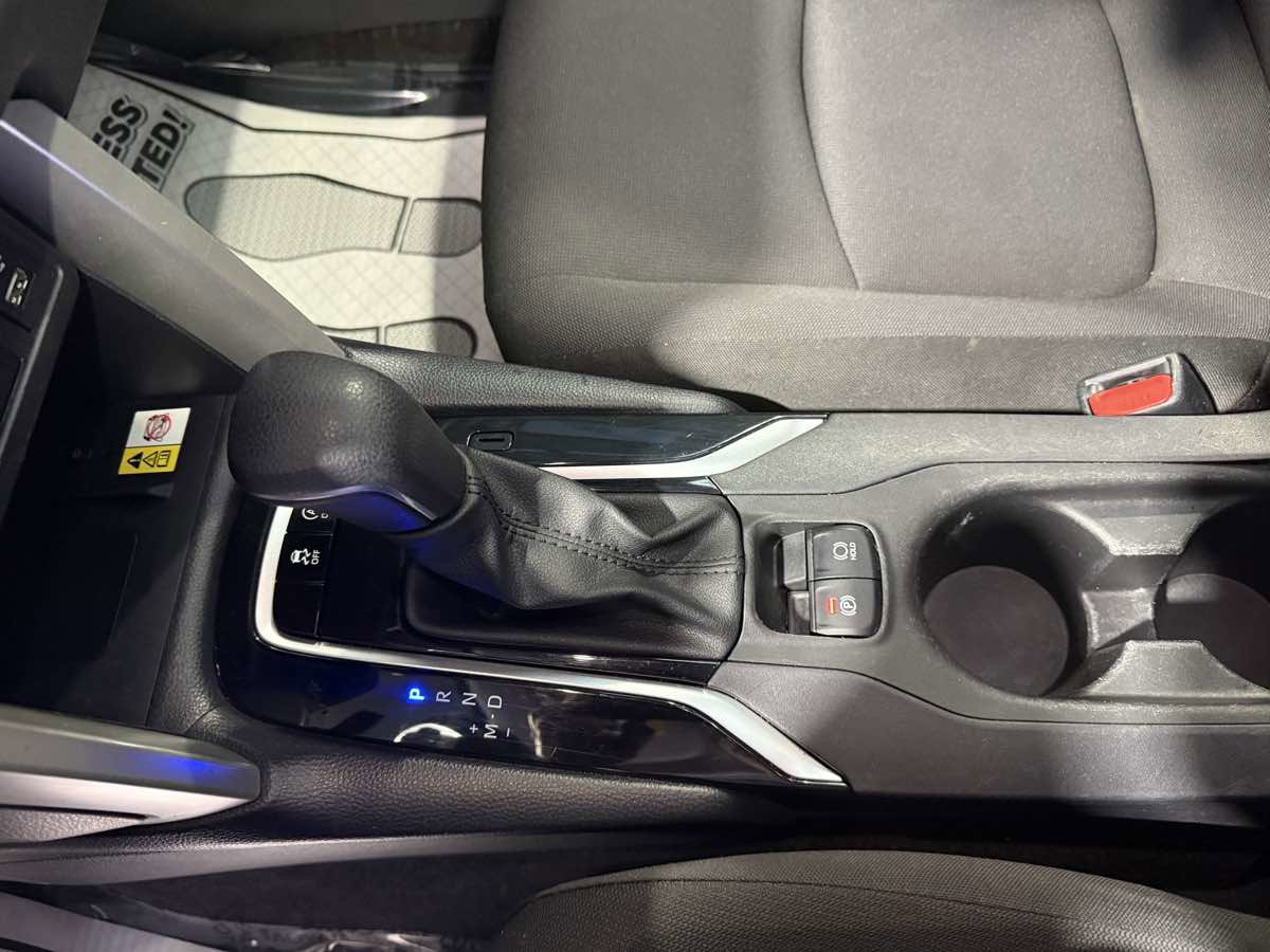Used 2022 Toyota Corolla Cross LE w/ Moonroof Package image 27