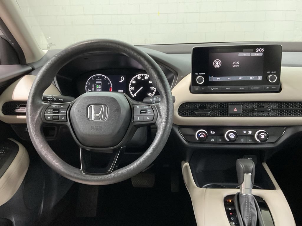 Certified 2024 Honda HR-V LX image 9