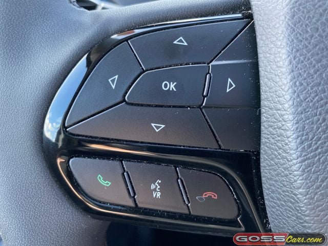Certified 2023 Jeep Cherokee Altitude Lux w/ Lux Elite Package AWD/4WD image 19