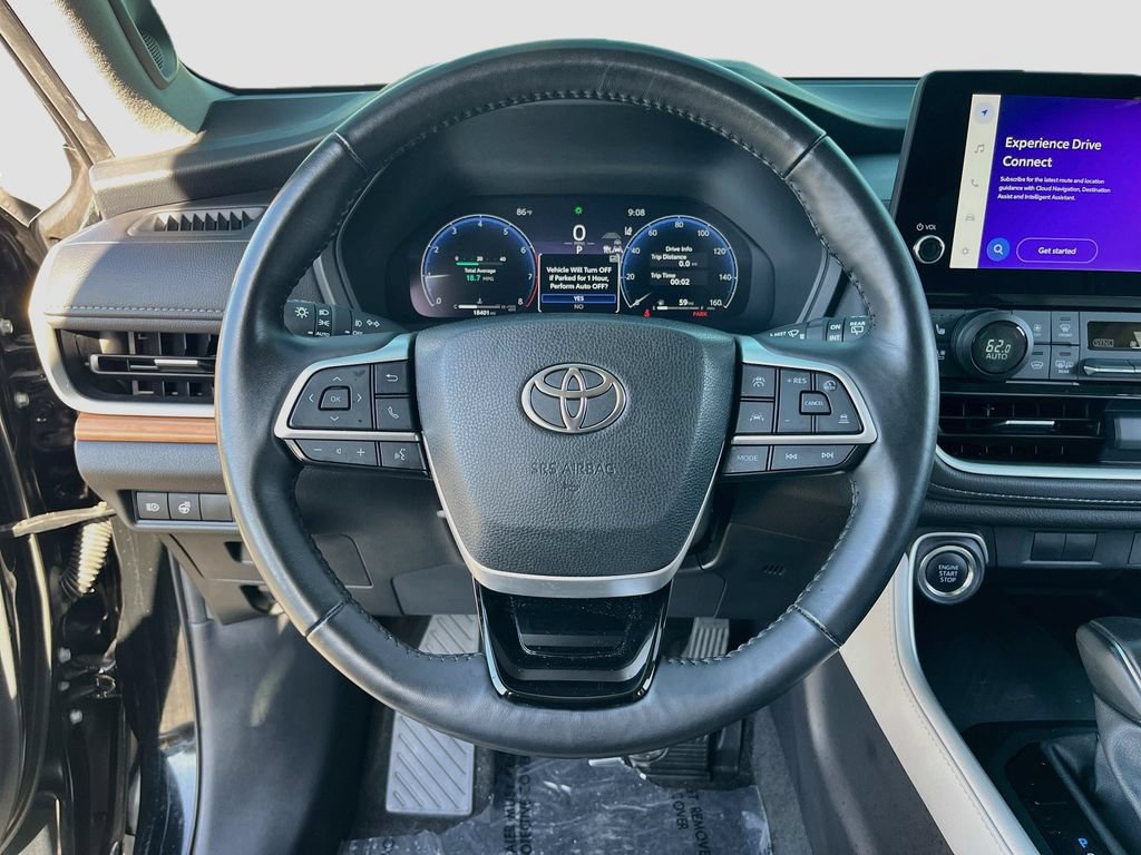 Used 2025 Toyota Grand Highlander FWD image 11