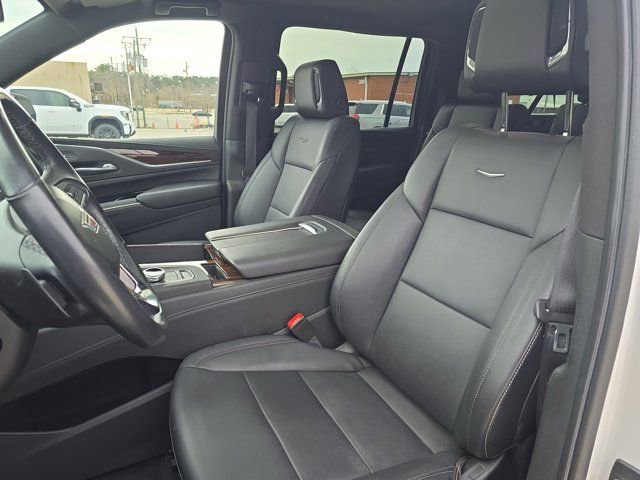 Used 2022 Cadillac Escalade ESV Luxury image 15