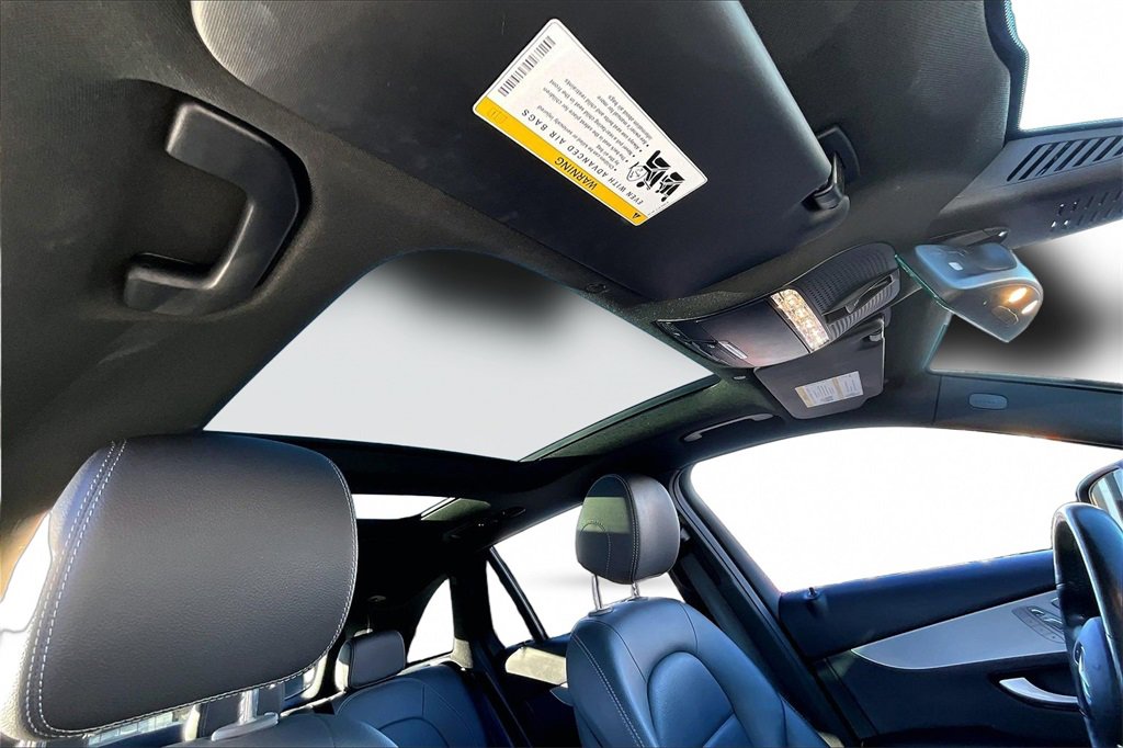 Used 2021 Mercedes-Benz GLC 300 4MATIC image 22