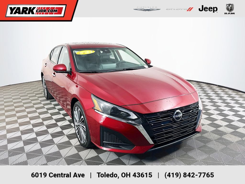 Used 2023 Nissan Altima 2.5 SL AWD/4WD image 1
