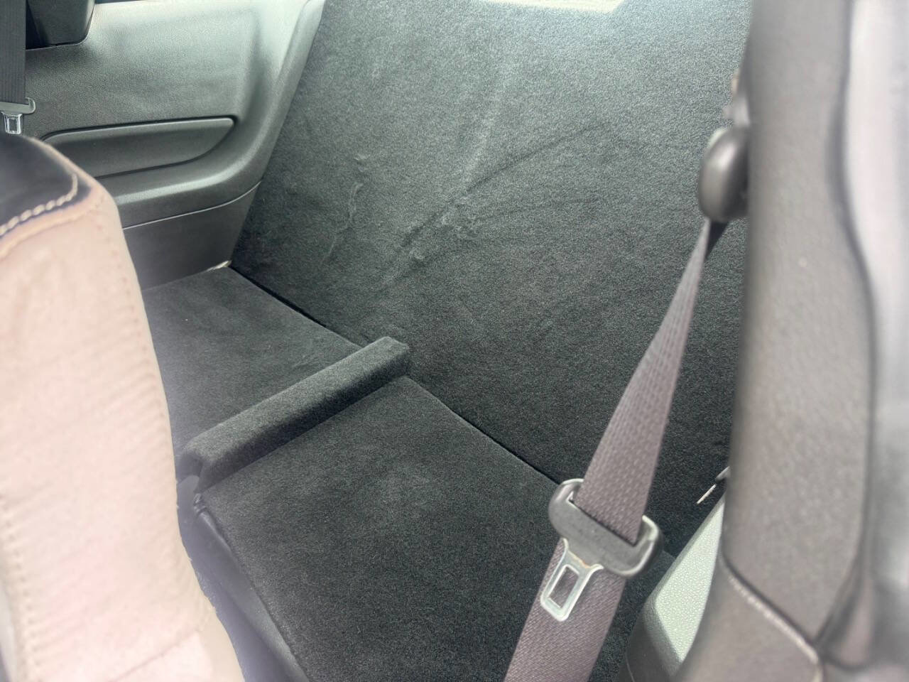 Used 2006 Ford Mustang GT RWD image 11