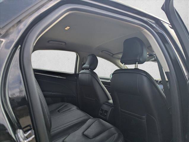 Used 2019 Ford Fusion Energi Titanium FWD image 14