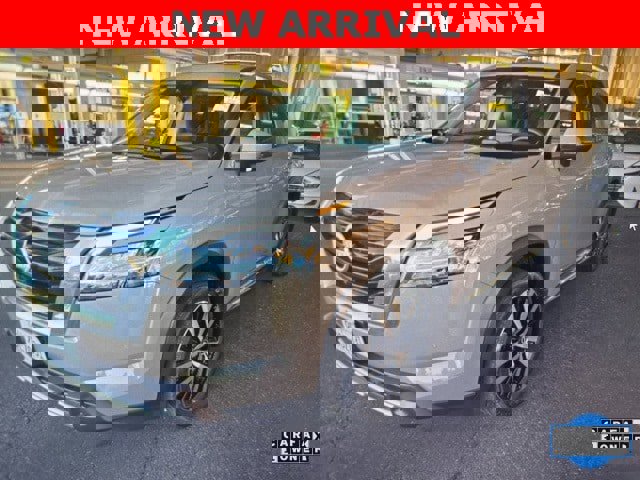 Certified 2024 Nissan Pathfinder Platinum w/ Cargo Package image 3