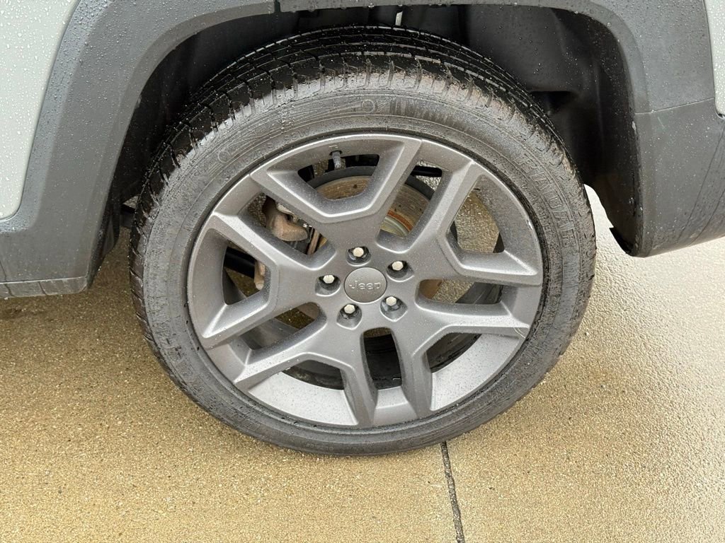 Used 2021 Jeep Renegade Latitude image 11