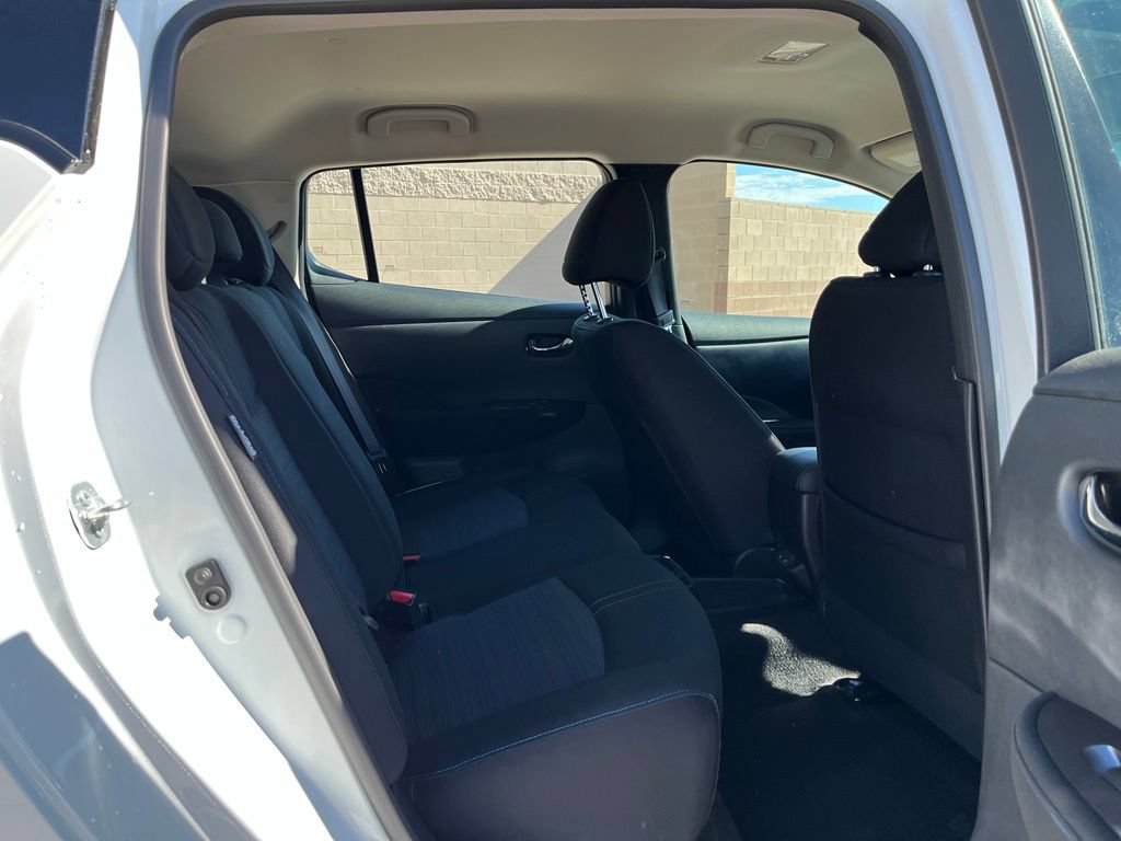 Used 2025 Nissan Leaf S FWD image 17