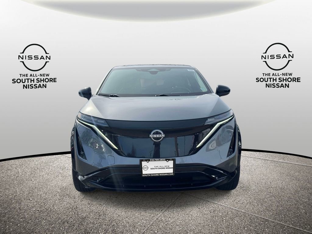 Used 2025 Nissan Ariya AWD image 2