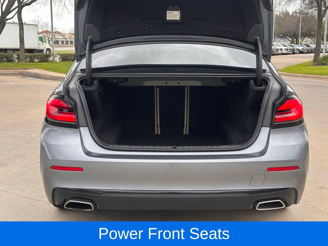 Used 2022 BMW 530i w/ Premium Package image 13