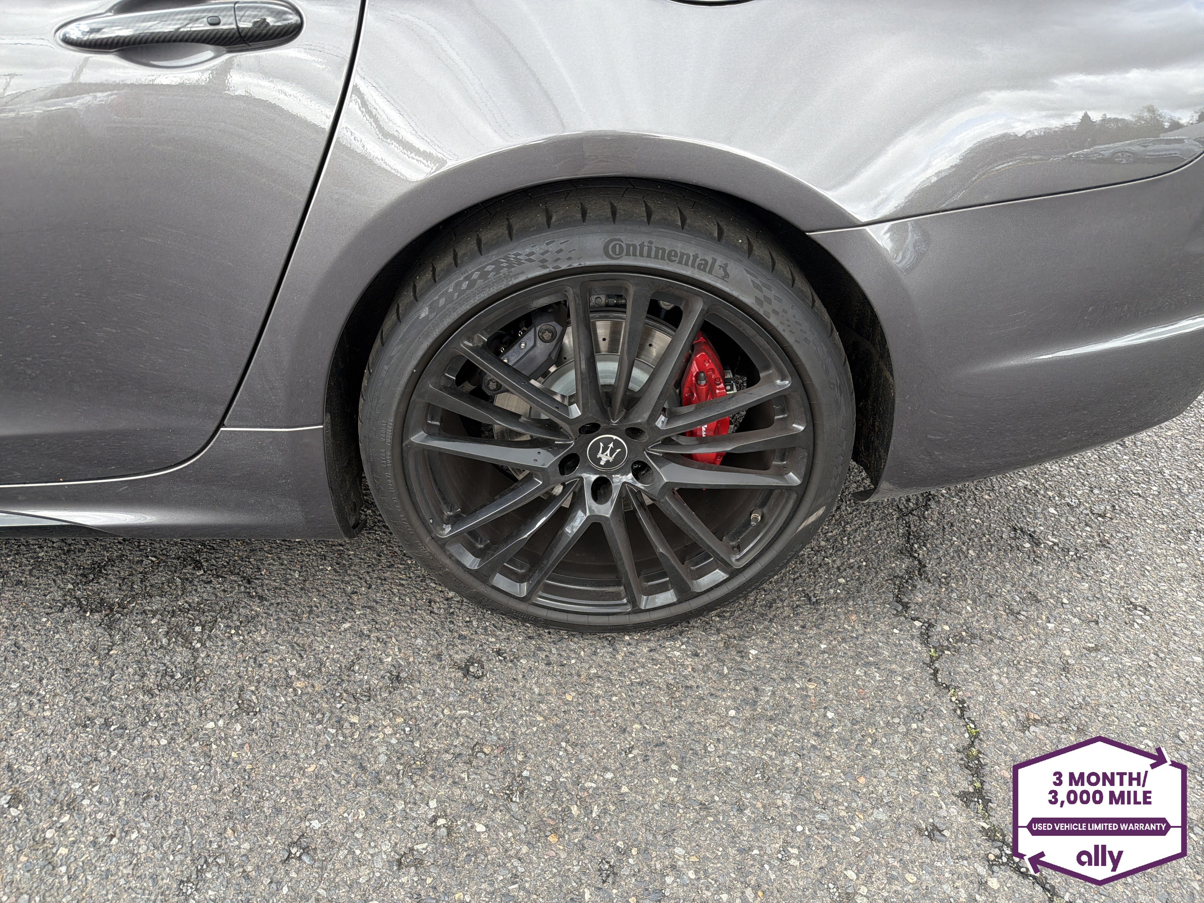 Used 2023 Maserati Quattroporte Trofeo RWD image 25