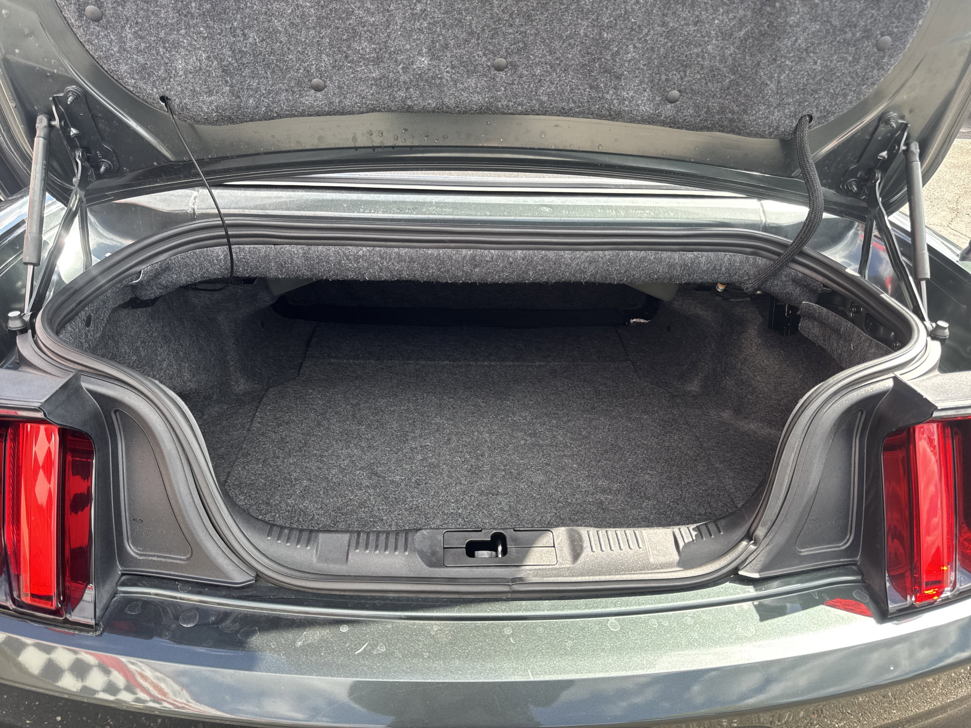 Used 2016 Ford Mustang GT Premium RWD image 29