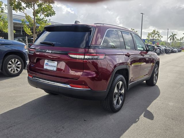 Used 2024 Jeep Grand Cherokee Limited 4xe image 7