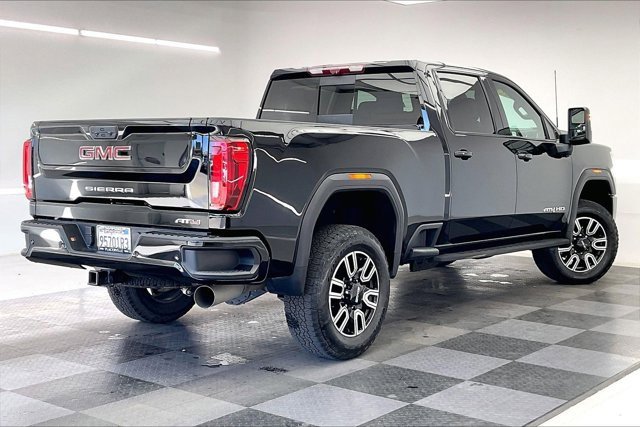Used 2022 GMC Sierra 2500 AT4 w/ AT4 Premium Plus Package image 13