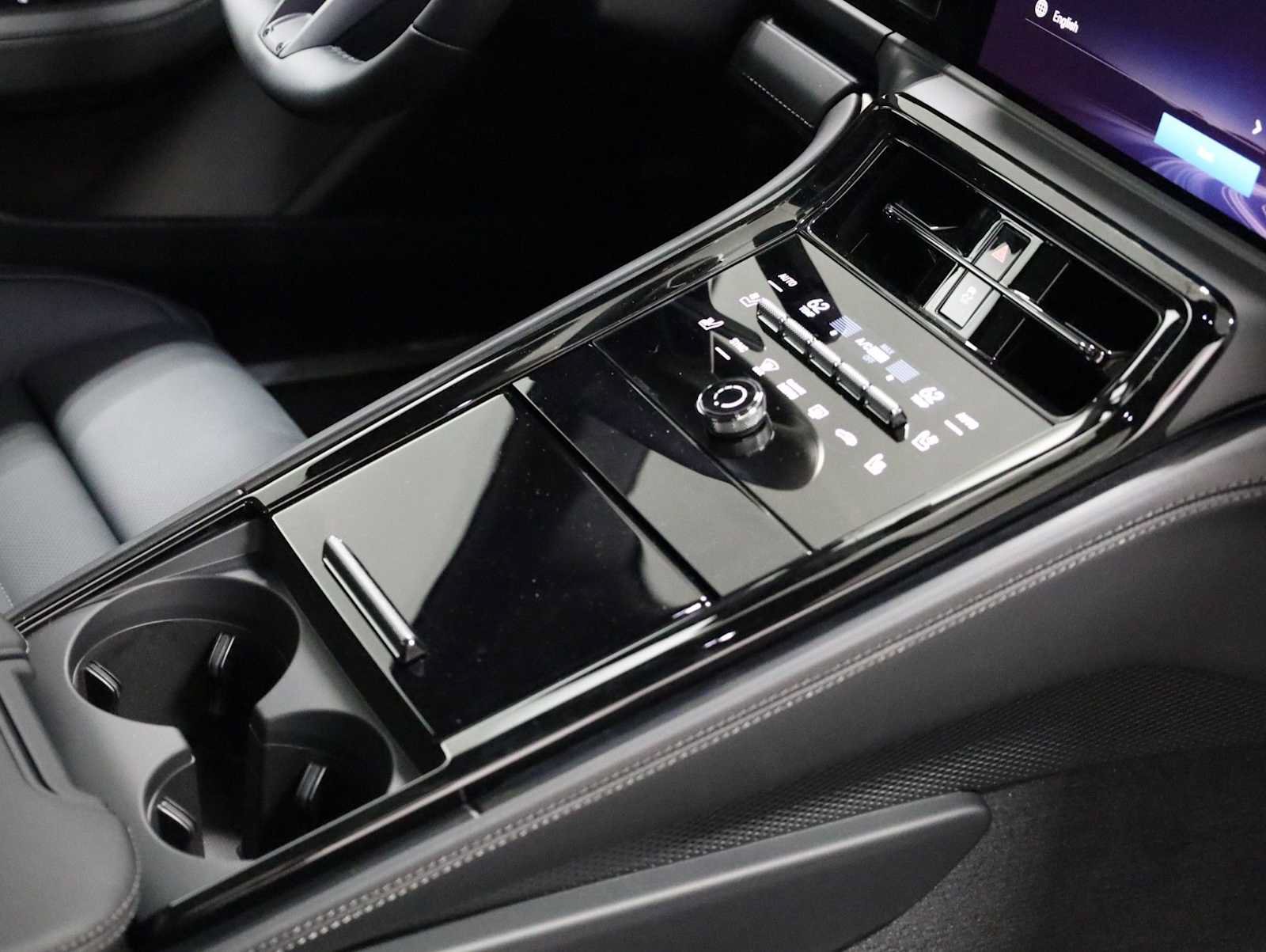 New 2026 Porsche Panamera 4 AWD/4WD image 21