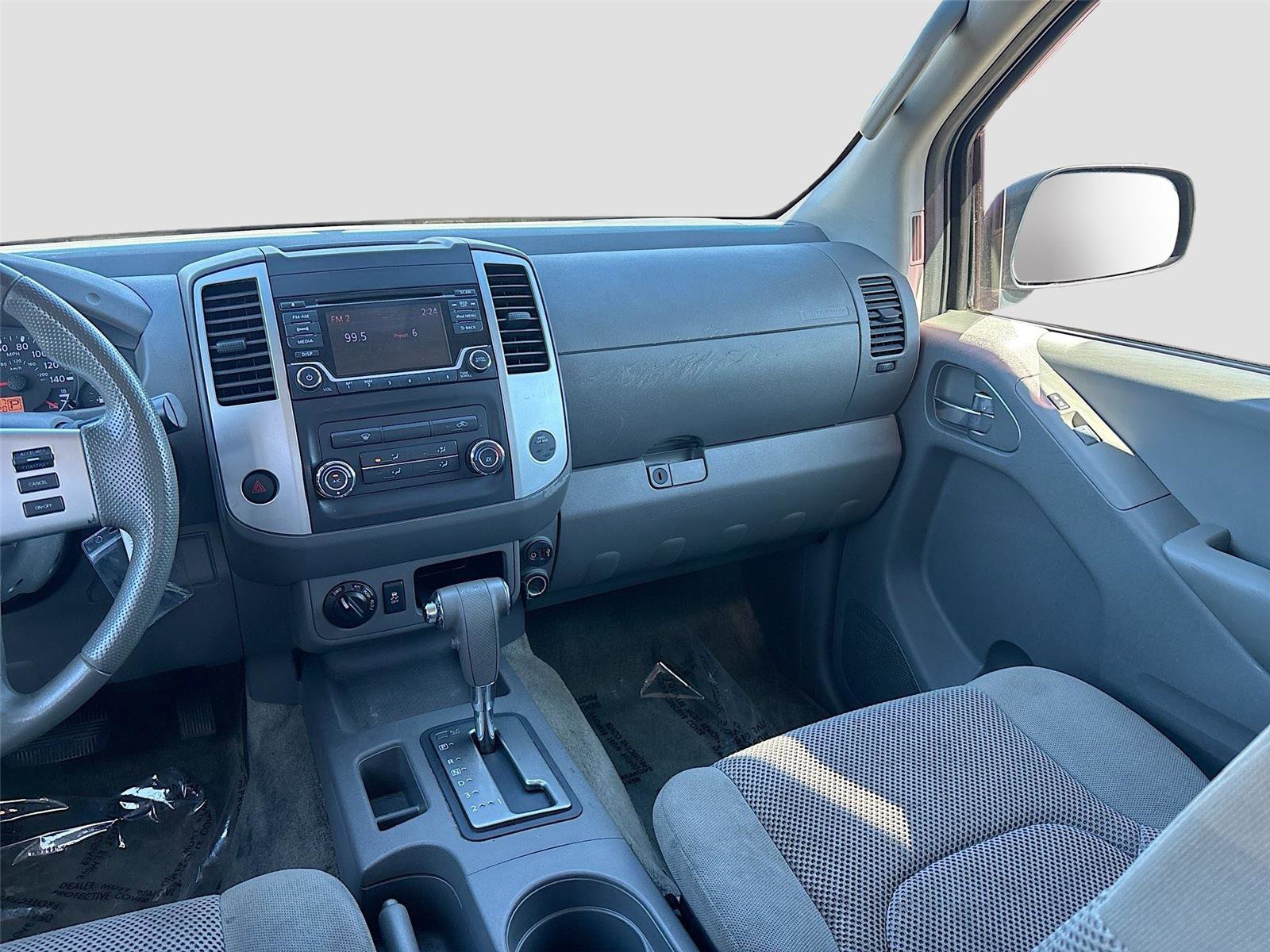 Used 2017 Nissan Frontier SV image 22