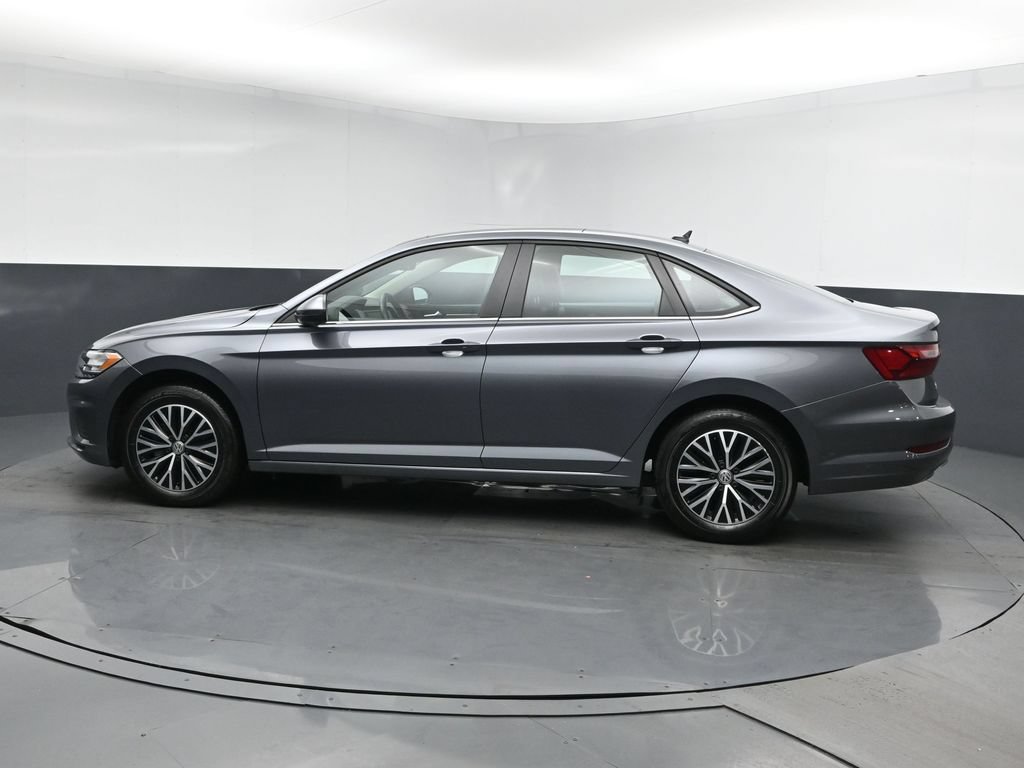 Used 2021 Volkswagen Jetta SE FWD image 4
