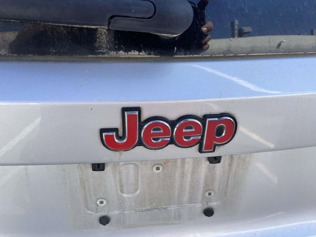 Used 2017 Jeep Renegade Latitude image 25