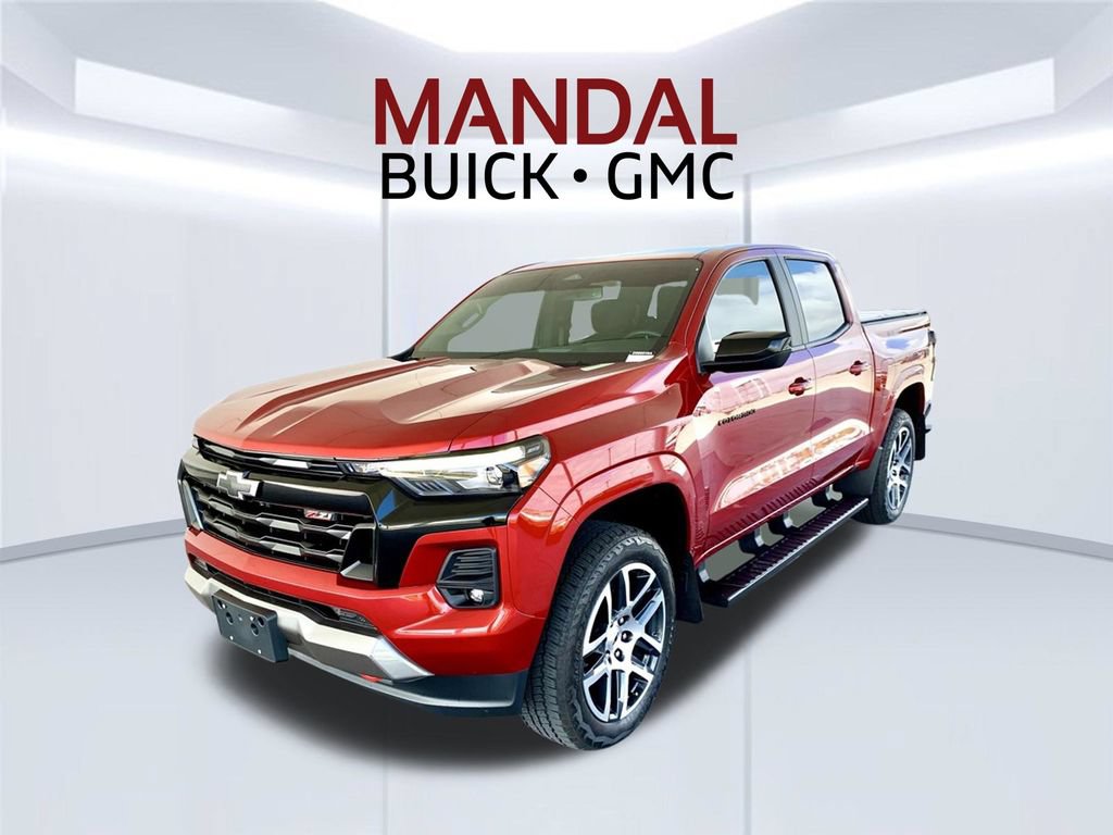 Used 2024 Chevrolet Colorado Z71 w/ Z71 Convenience Package 2 AWD/4WD image 1