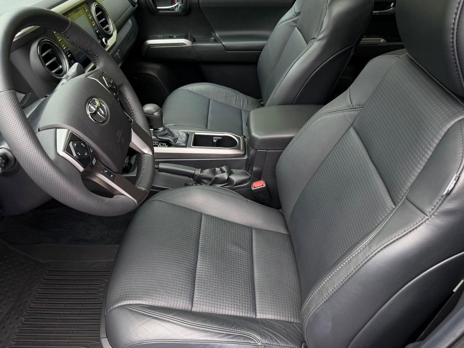 Used 2021 Toyota Tacoma Limited AWD/4WD image 24