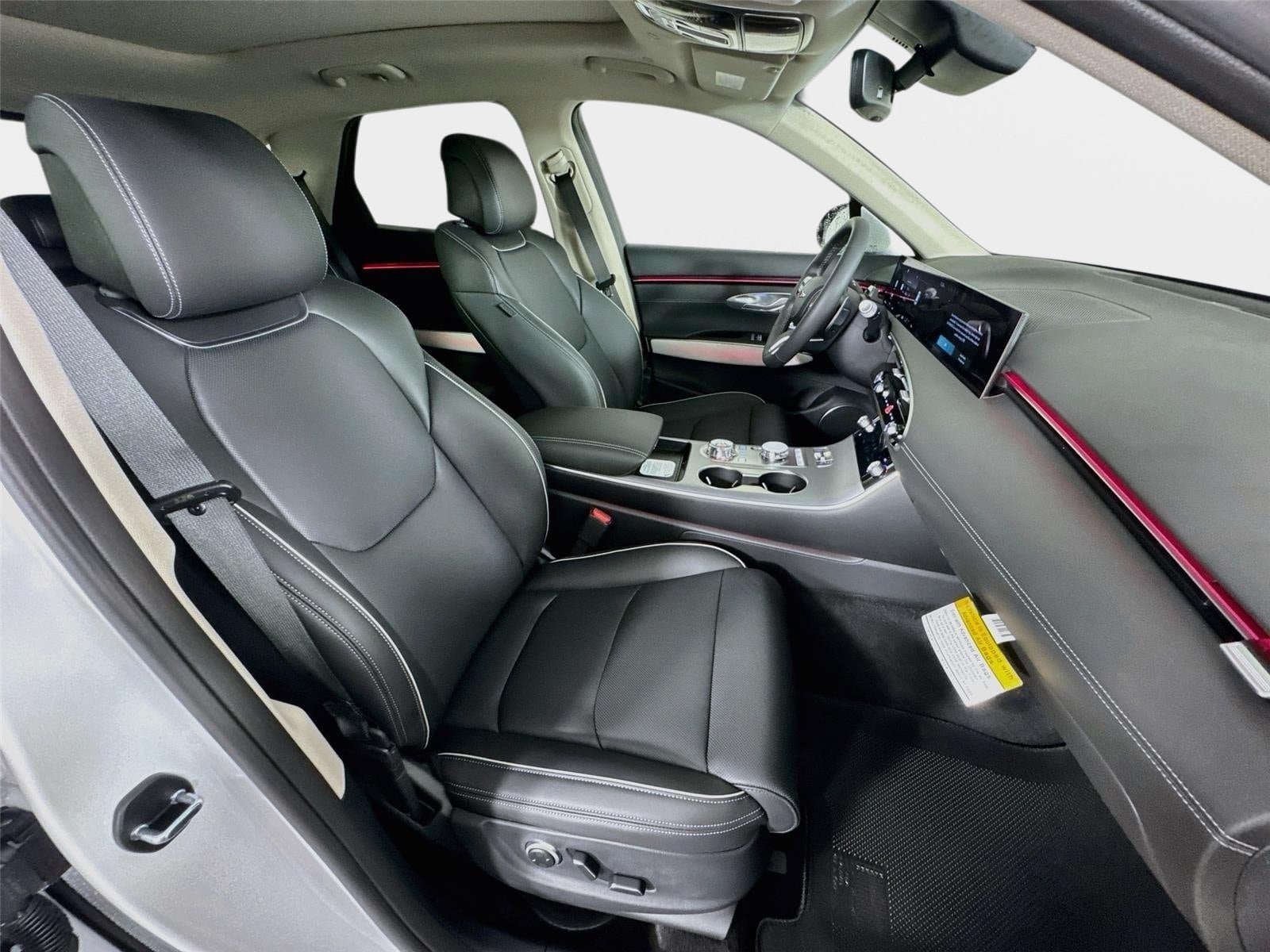 New 2027 Genesis GV70 2.5T Advanced AWD/4WD image 30