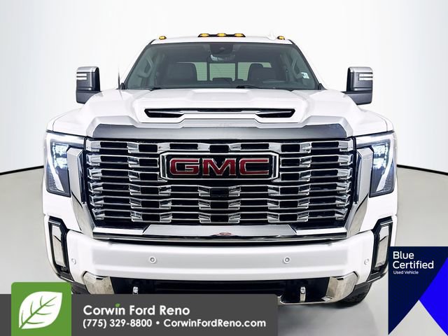 Used 2025 GMC Sierra 3500 Denali w/ Denali Reserve Package image 2