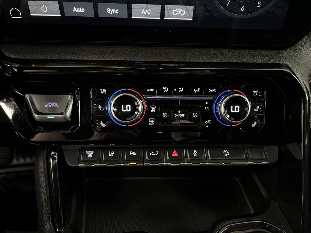 Used 2024 GMC Sierra 2500 AT4 w/ Technology Package image 42