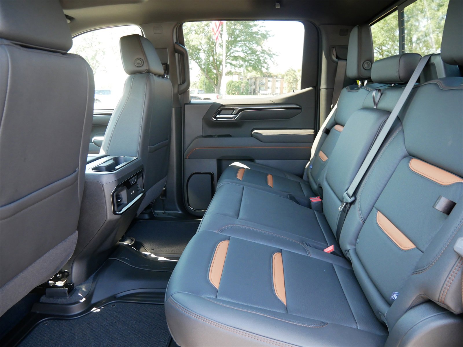 New 2026 GMC Sierra 1500 AT4 w/ Technology Package image 6