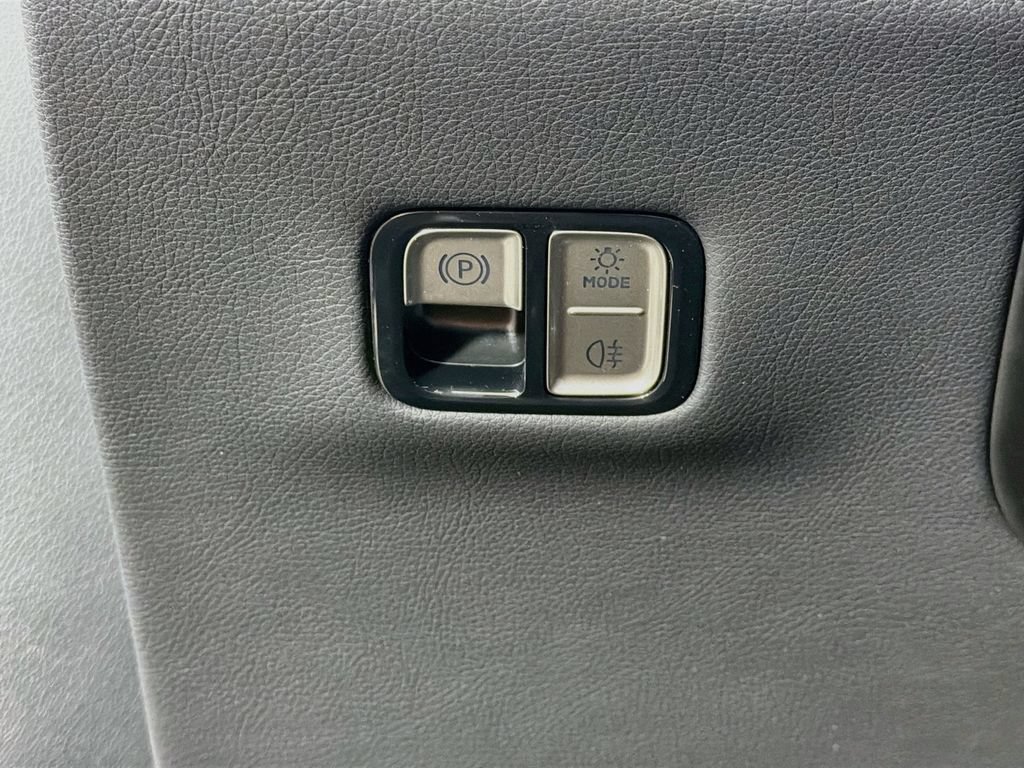 New 2027 Mercedes-Benz S 580 4MATIC Sedan image 11