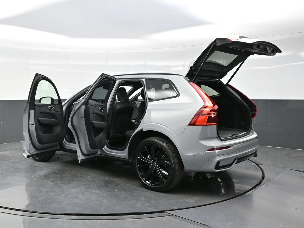 New 2026 Volvo XC60 B5 Ultra w/ Climate Package AWD/4WD image 43