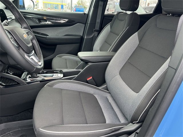 Used 2024 Chevrolet TrailBlazer LT w/ LT Cold Weather Package image 13