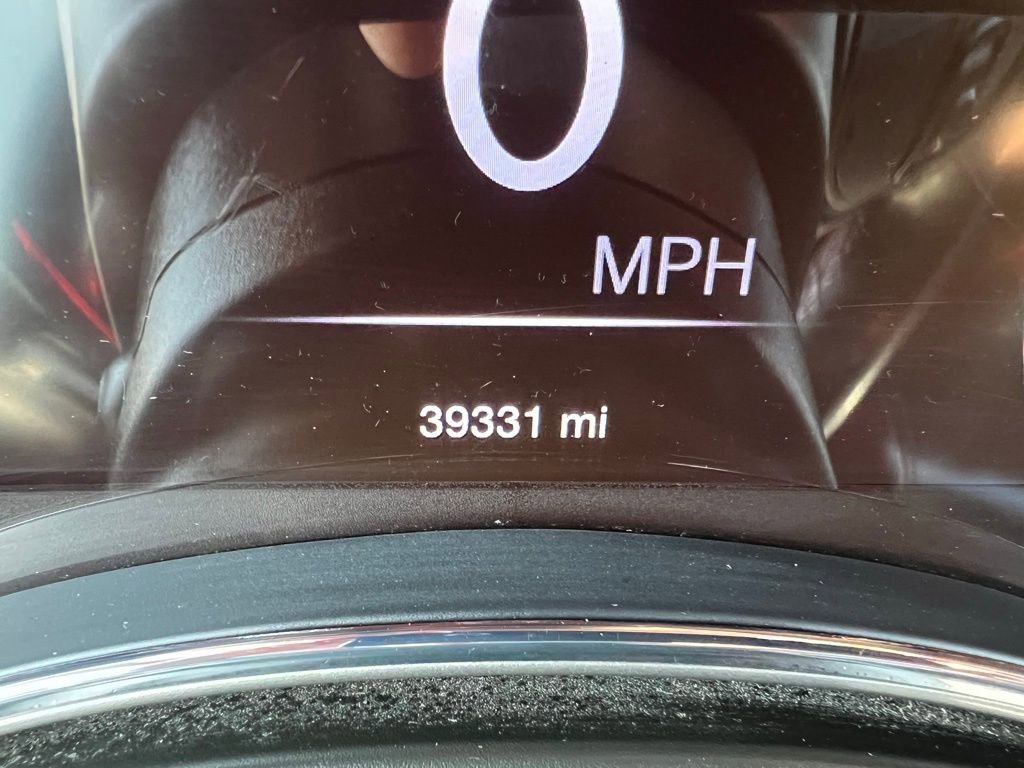 Used 2021 Jeep Grand Cherokee Laredo AWD/4WD image 28