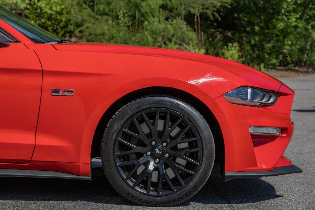 Used 2020 Ford Mustang GT Premium w/ GT Performance Package RWD image 6