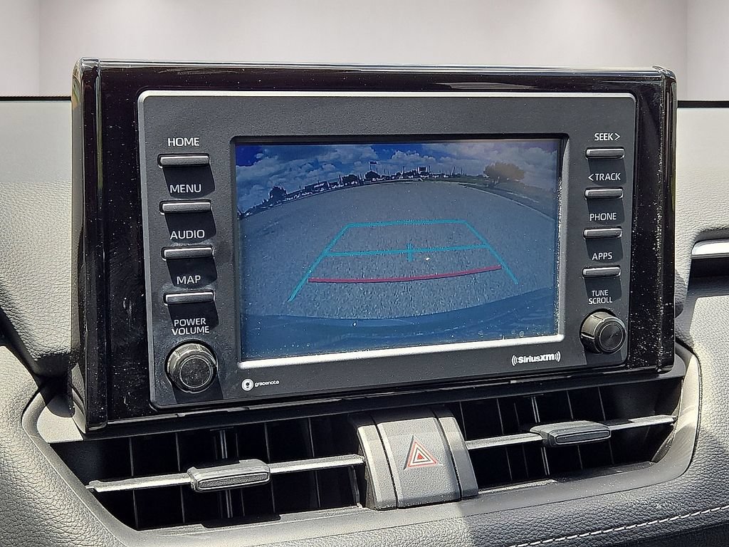 Used 2022 Toyota RAV4 LE AWD/4WD image 26