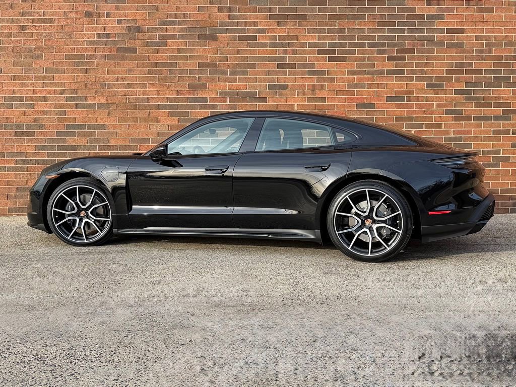 New 2026 Porsche Taycan image 3