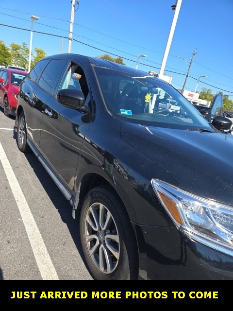 Used 2013 Nissan Pathfinder S