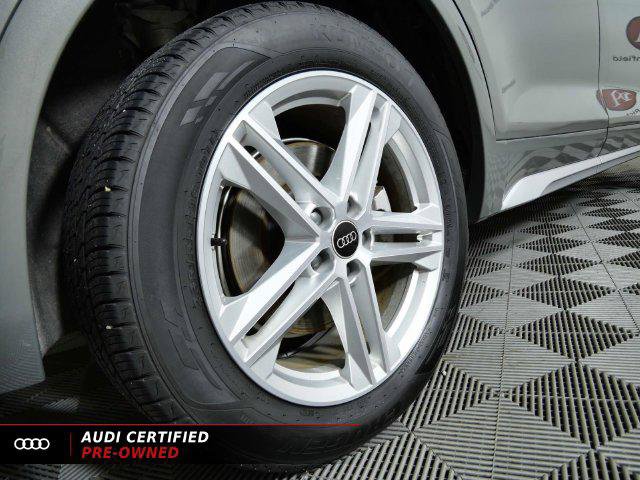 Certified 2024 Audi Q5 e Premium Plus w/ Premium Plus Package AWD/4WD image 24